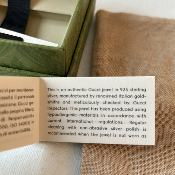 Gucci Brand New Silver Bracelet with dust bag and box - Picture 9 of 16